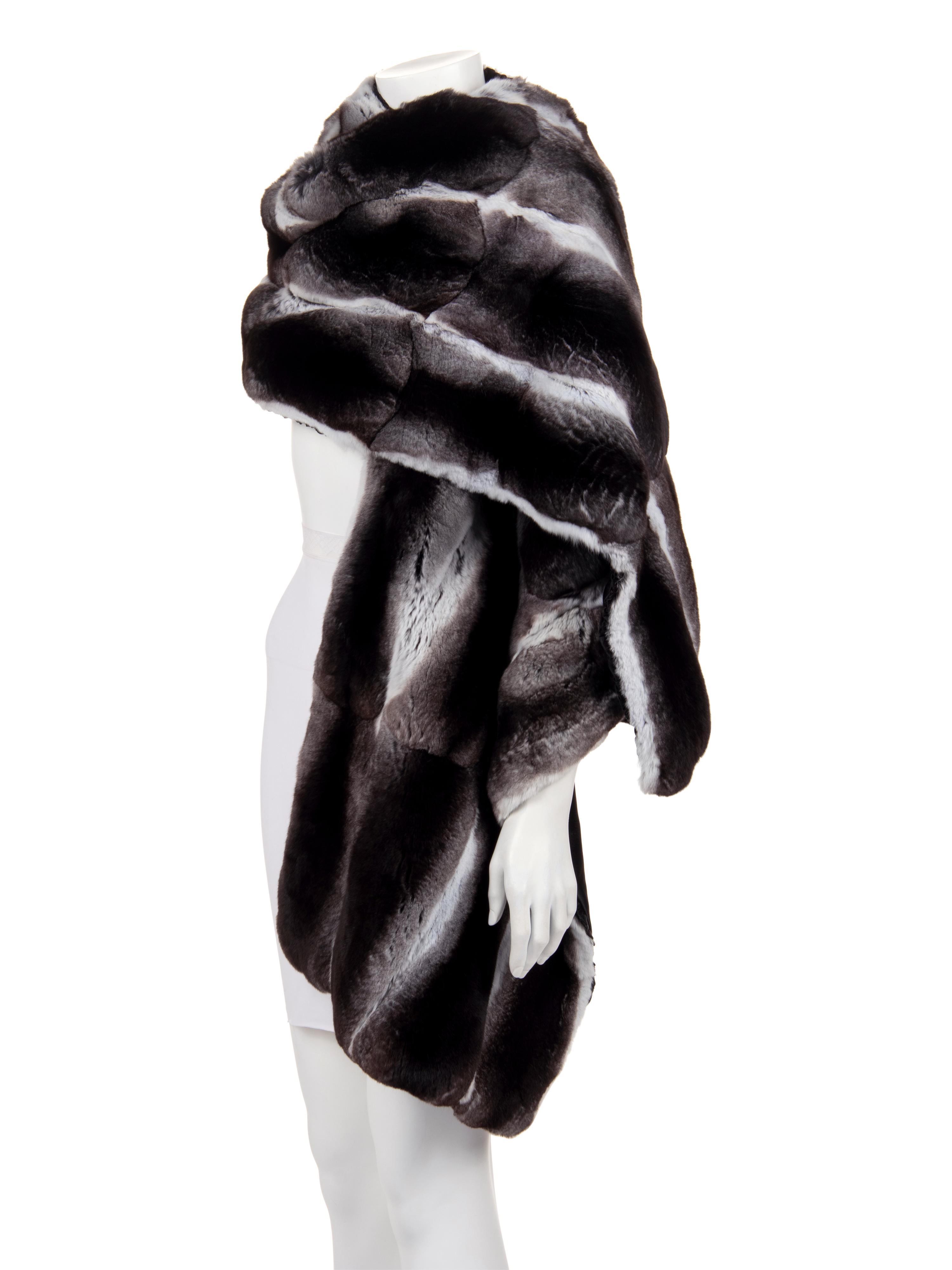 J. Mendel Natural Chinchilla Stole
