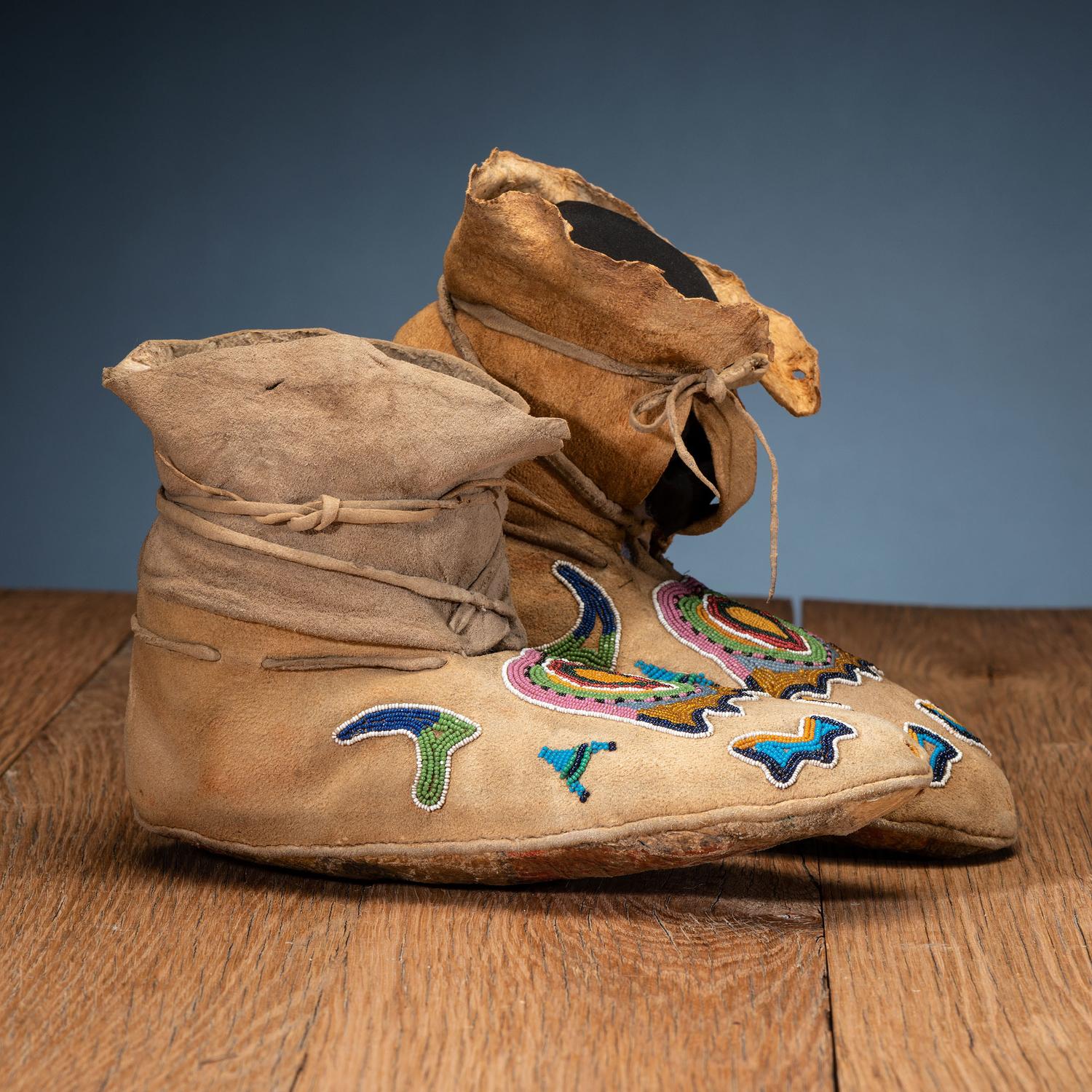 Apsaalooke [Crow] Beaded Hide Moccasins, with Painted Parfleche Soles