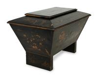 An English Chinoiserie Decorated Cellarette