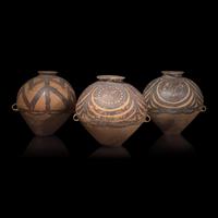 Three Large Chinese Painted Pottery Jars, Neolithic Period, Majiayao Culture, Machang Type — 新石器時代 馬家窯文化馬廠型雙耳彩陶甕三只