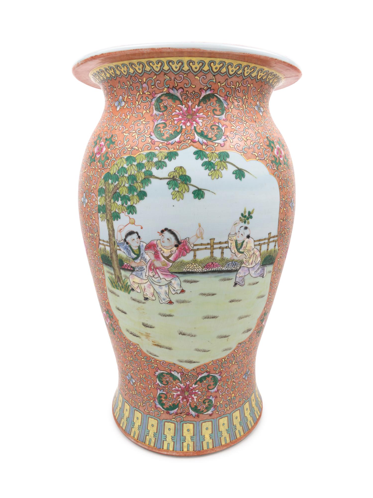 A Famille Rose Porcelain Garden Seat