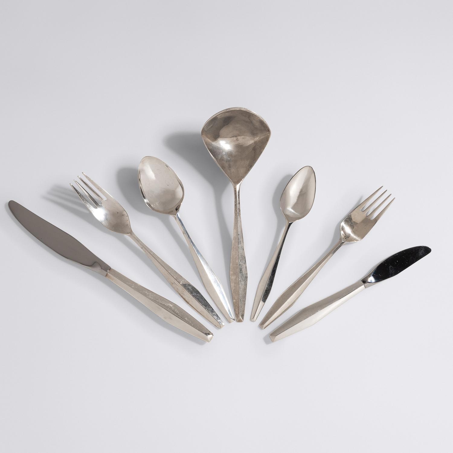 Diamond Flatware Service for Twelve Reed & Barton, USA