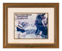 A Group of Hockey Hall of Fame Signed Autographs Featuring Wayne Gretzky and Mario Lemieux