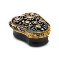 A Diamond, Colored Diamond and Gold Mounted Bloodstone Box