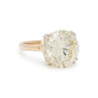YELLOW GOLD AND DIAMOND RING