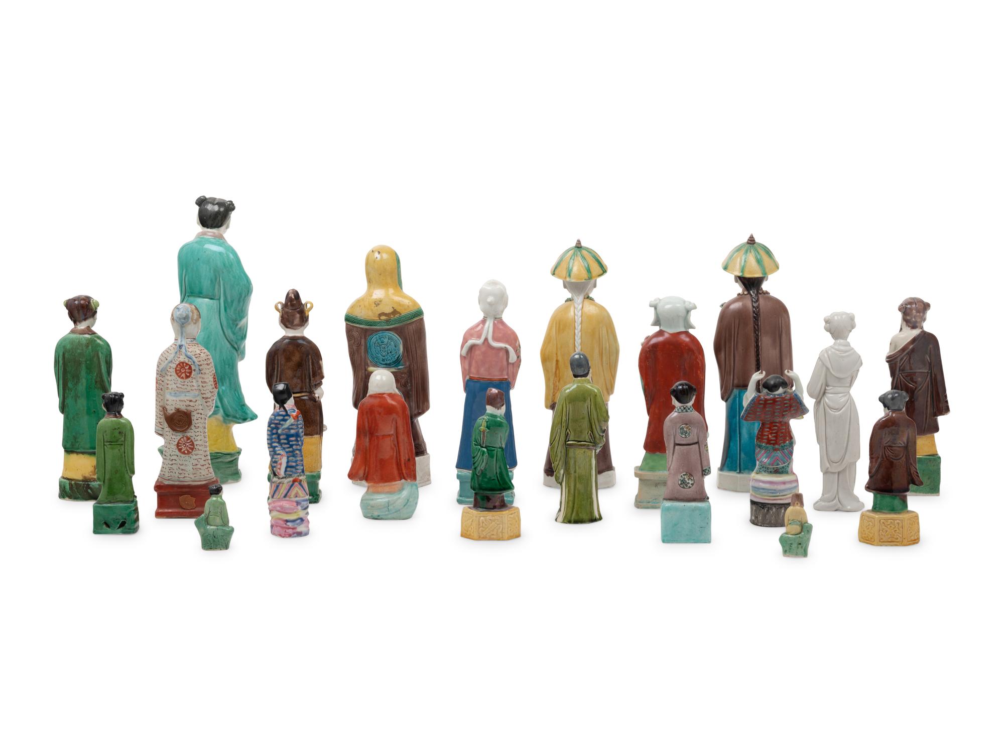 21 Chinese Porcelain Figures
