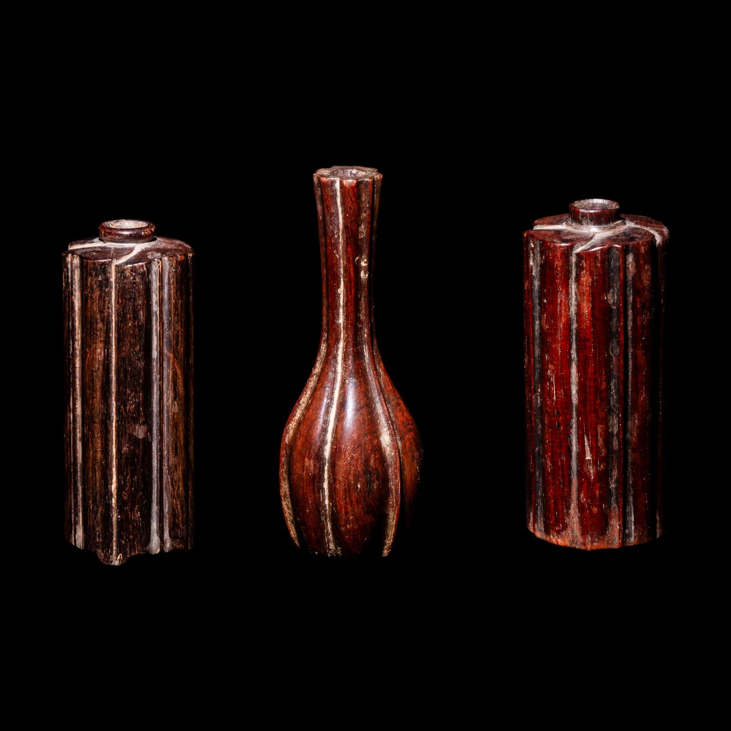 Three Chinese Zitan or Huanghuali Lobed Incense Tool Holders, 17th/18th Century 清早期 紫檀或黃花梨葵式香瓶三件