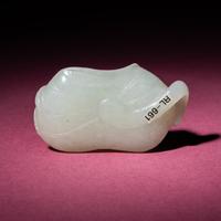 A Chinese White Jade Carving of a Crab on Lotus Leaf, 18th/19th Century — 清中期 白玉蓮葉螃蟹把件