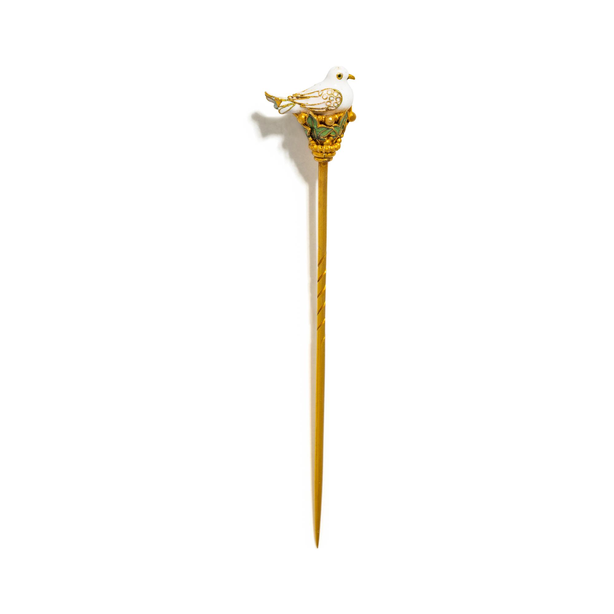 ANTIQUE, YELLOW GOLD AND ENAMEL PIGEON PIN