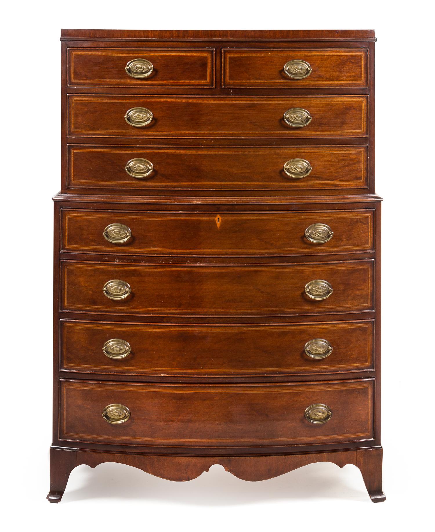 A George III Style Mahogany Chest of Drawers Height 54 3/4 x width 36 1/2 x depth 21 1/4 inches. — MID-20TH CENTURY