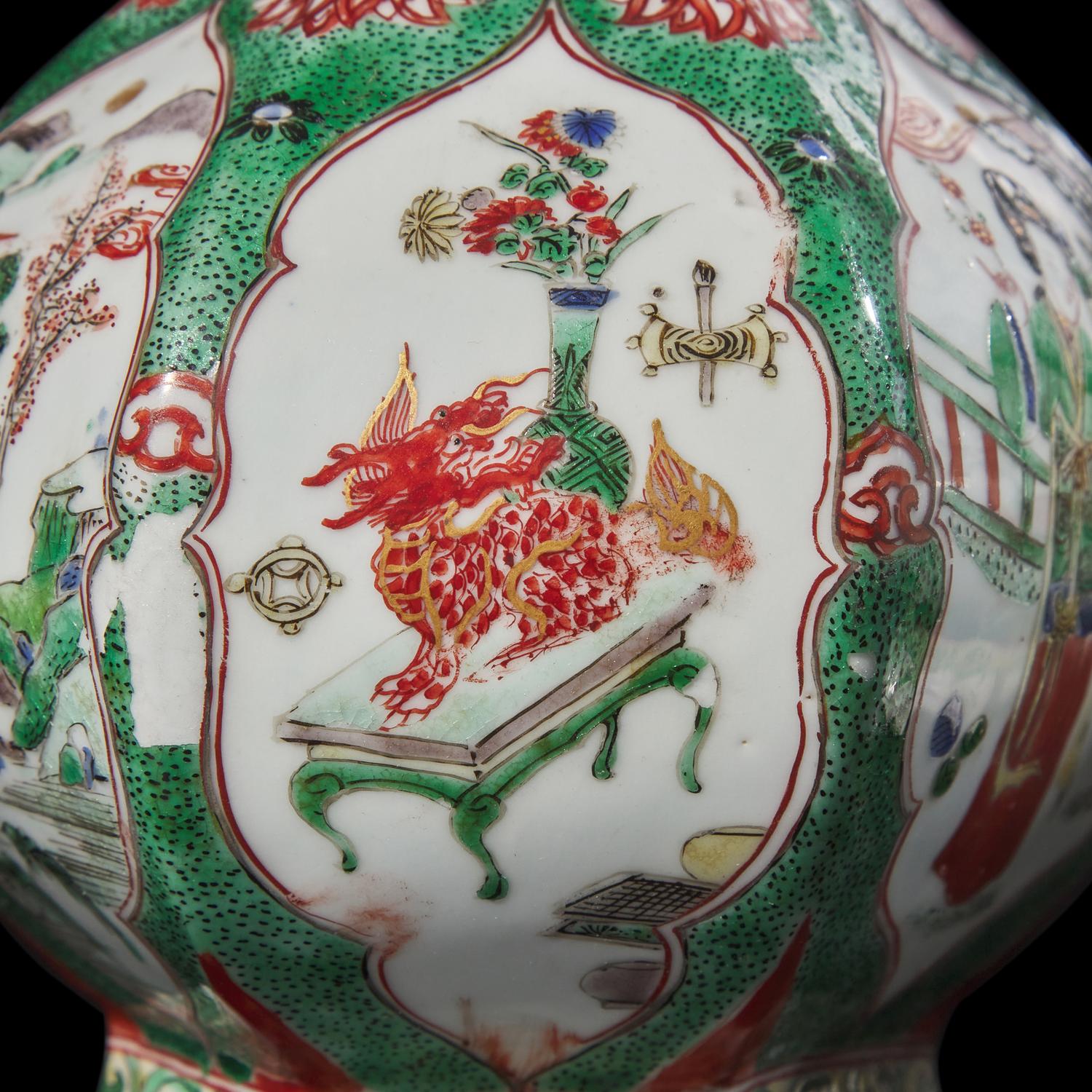 An Associated Pair of Chinese Famille Verte Porcelain Bottle Vases, Kangxi Period 清康熙 五彩仕女圖六方賞瓶兩件