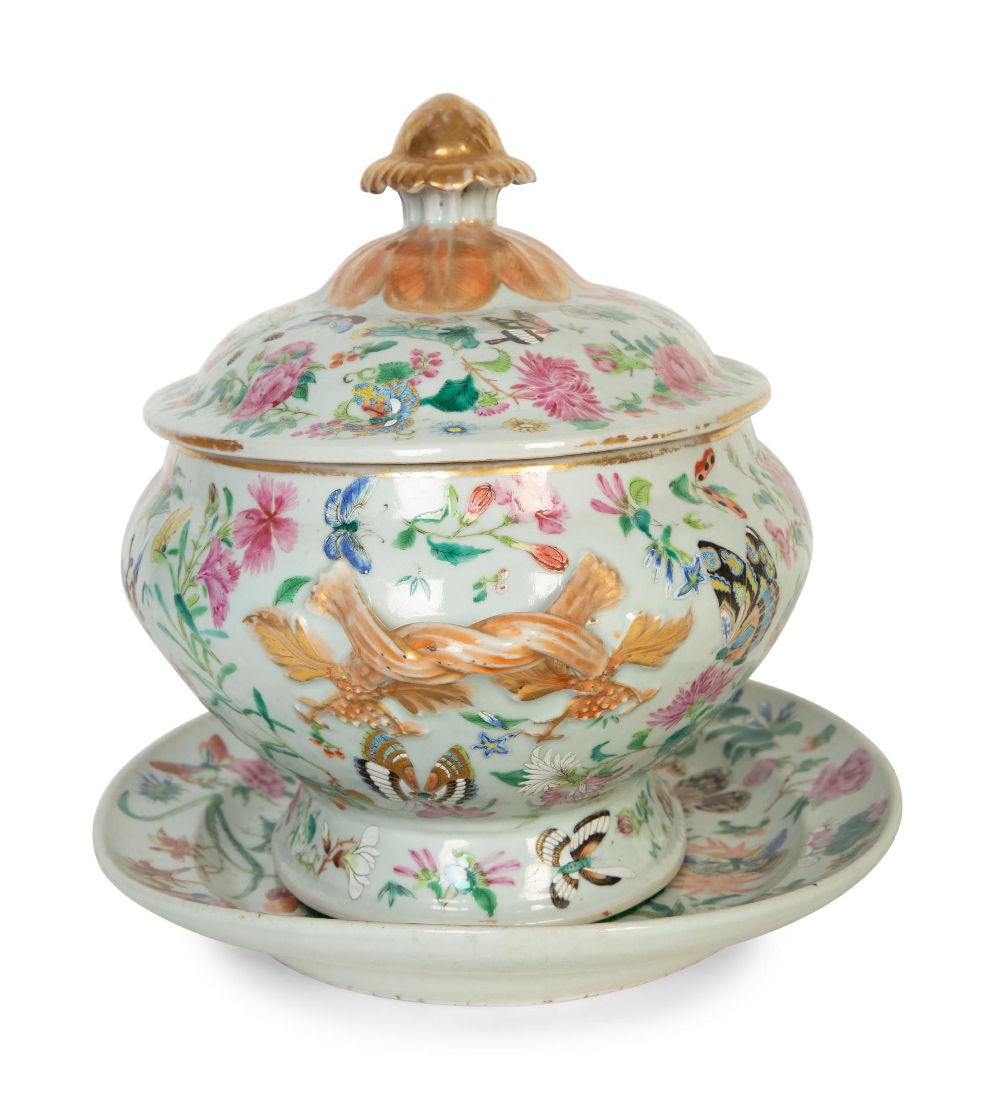 A Chinese Export Famille Rose Porcelain Covered Tureen and Underplate — 19th/20th Century