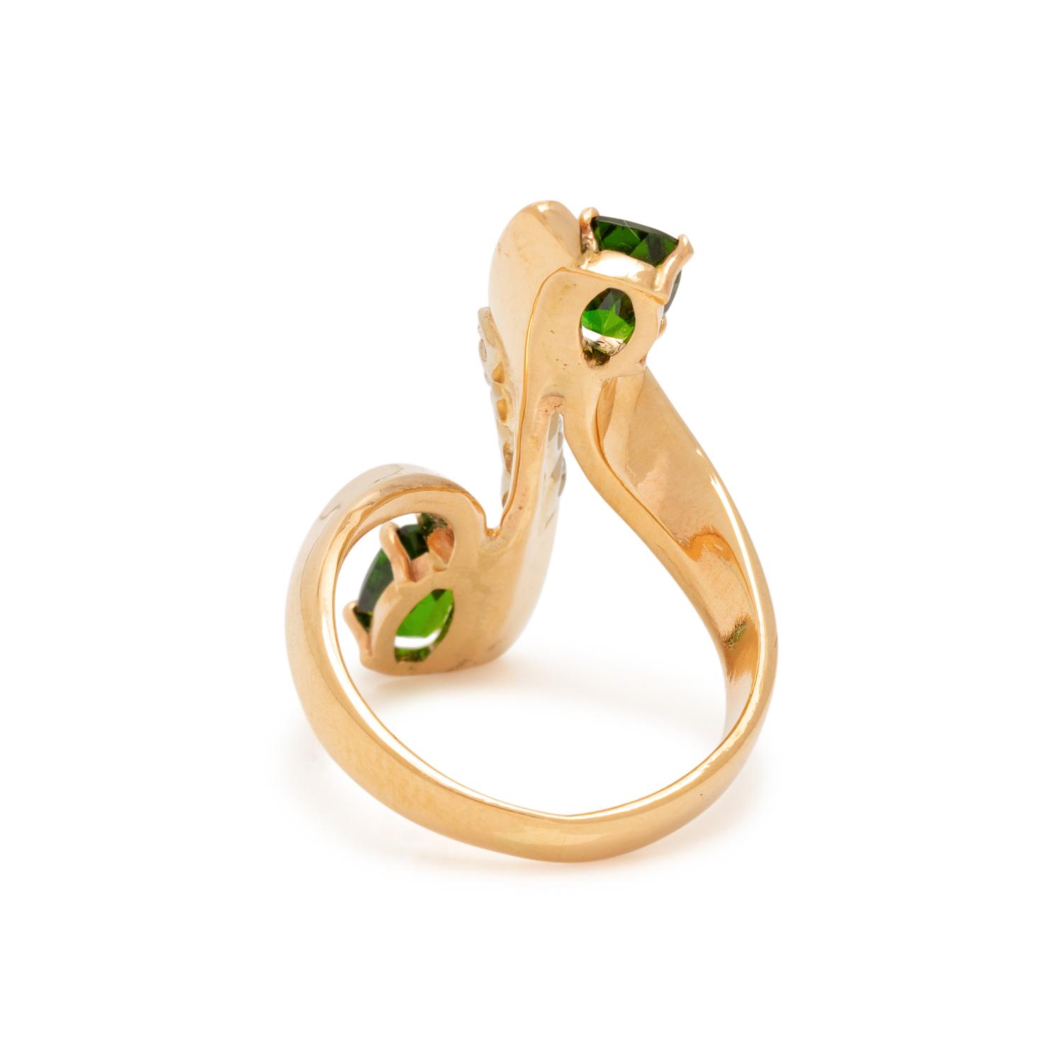 DIOPSIDE AND DIAMOND RING