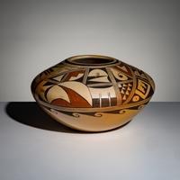 Verna Nahee (Hopi-Tewa, b. 1940) — Award Winning Pottery Jar