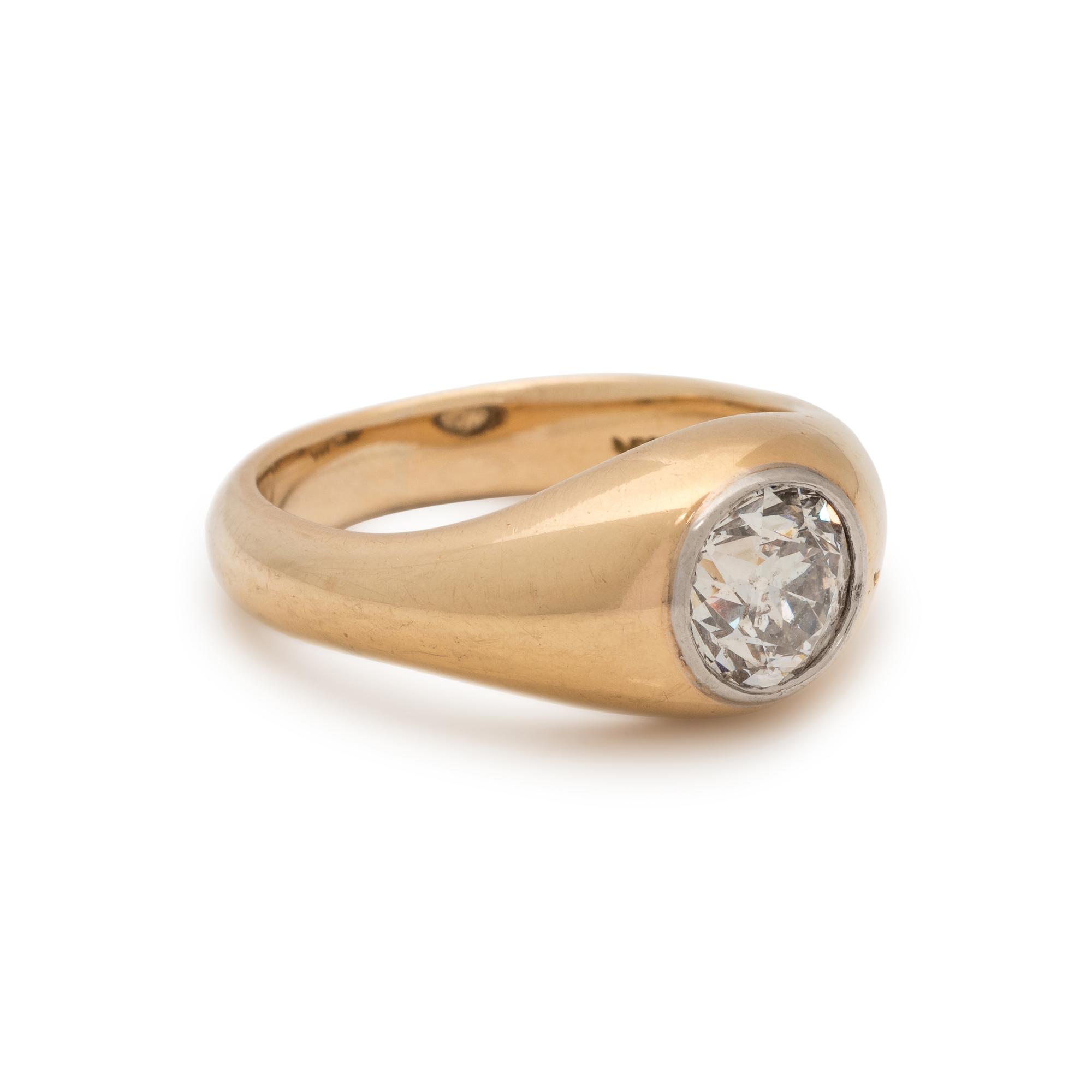 YELLOW GOLD AND DIAMOND RING