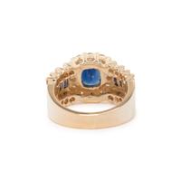 SAPPHIRE AND DIAMOND RING