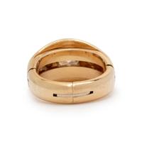 YELLOW GOLD AND DIAMOND RING
