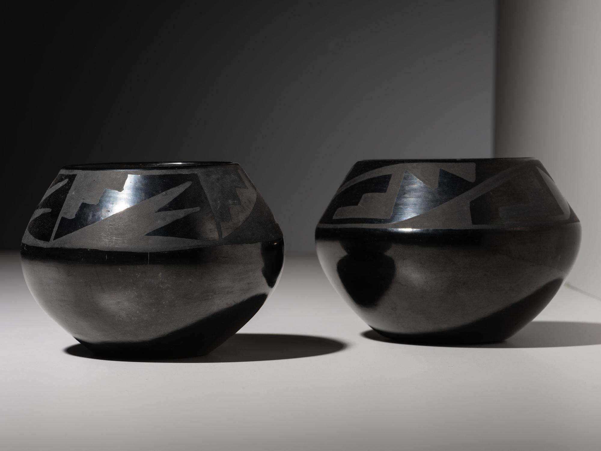 Blackware Pottery 1925-1943