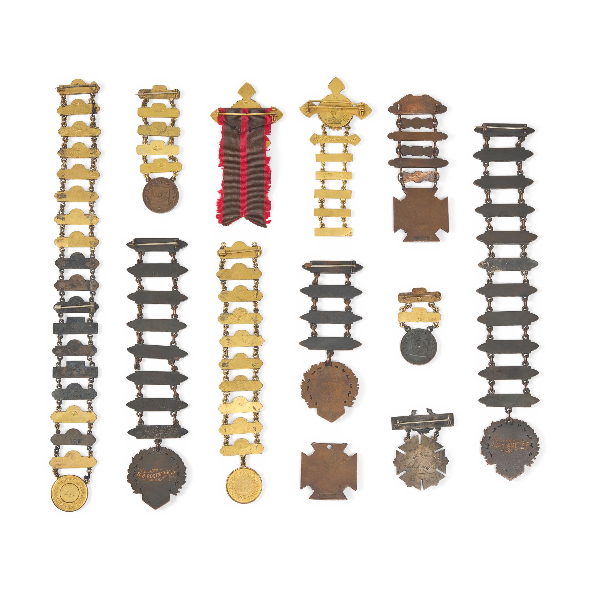 [Militaria] N.Y. National Guard ladder badges and marksman medals including 7th N.Y., some by Tiffany & Co.