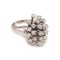 DIAMOND CLUSTER RING
