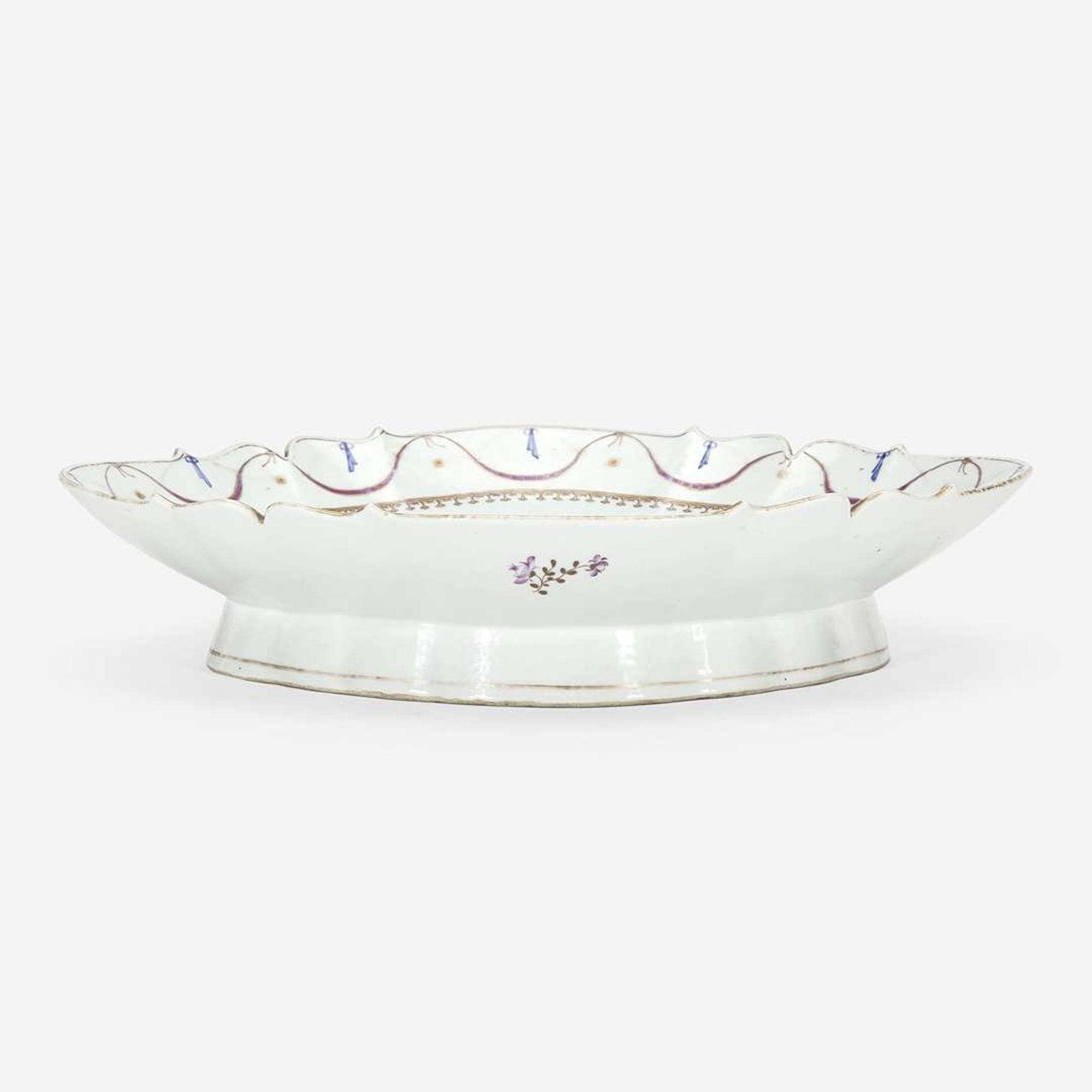 A large Chinese Export porcelain oval footed bowl 18th century