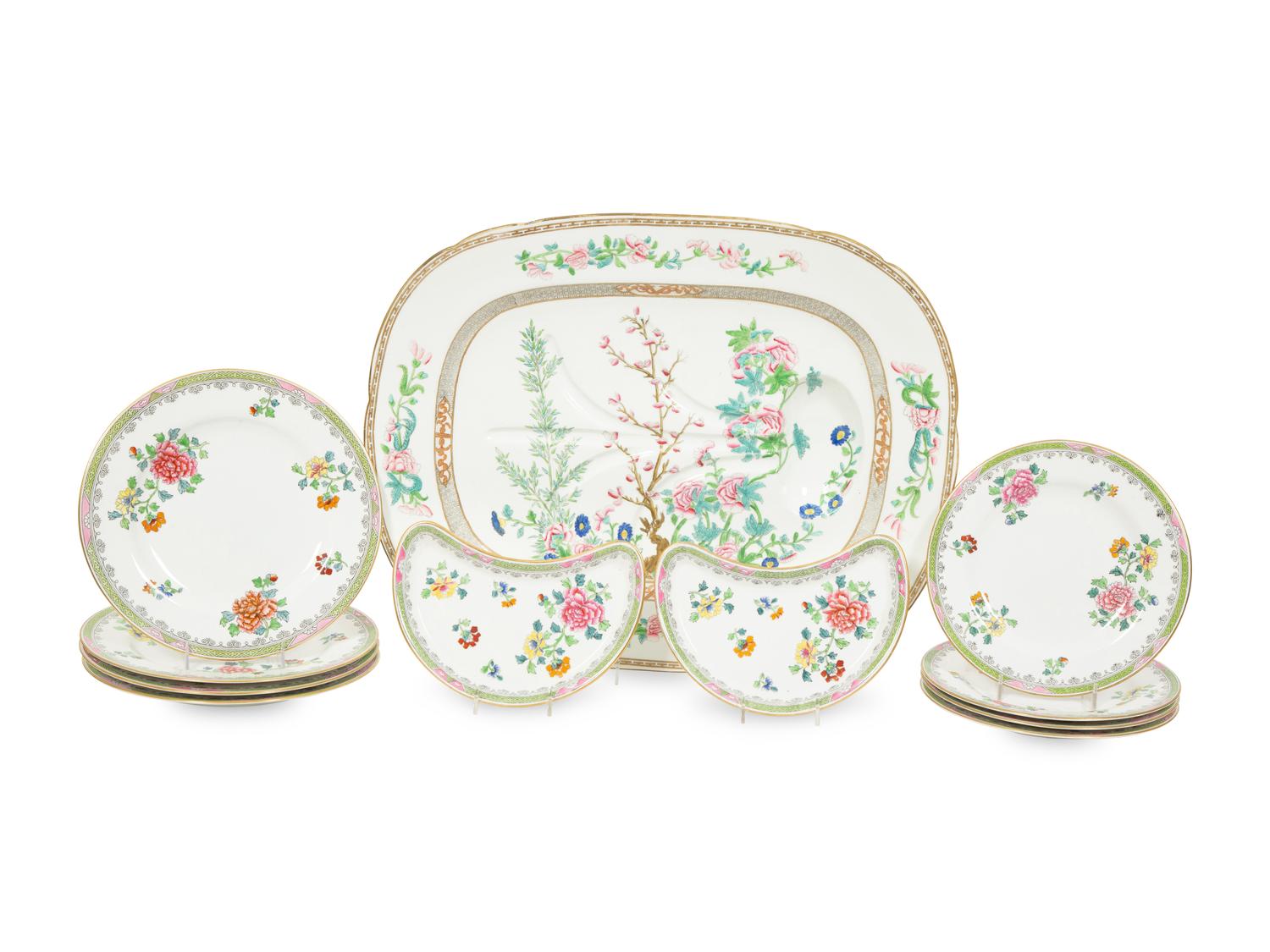 A Spode Copeland Porcelain Peony Chinoiserie Dinner Service