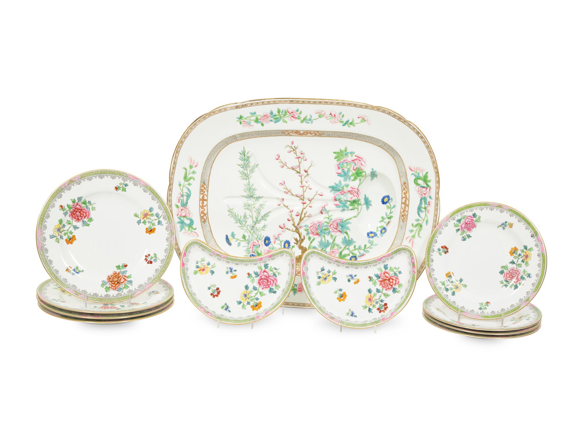 A Spode Copeland Porcelain Peony Chinoiserie Dinner Service