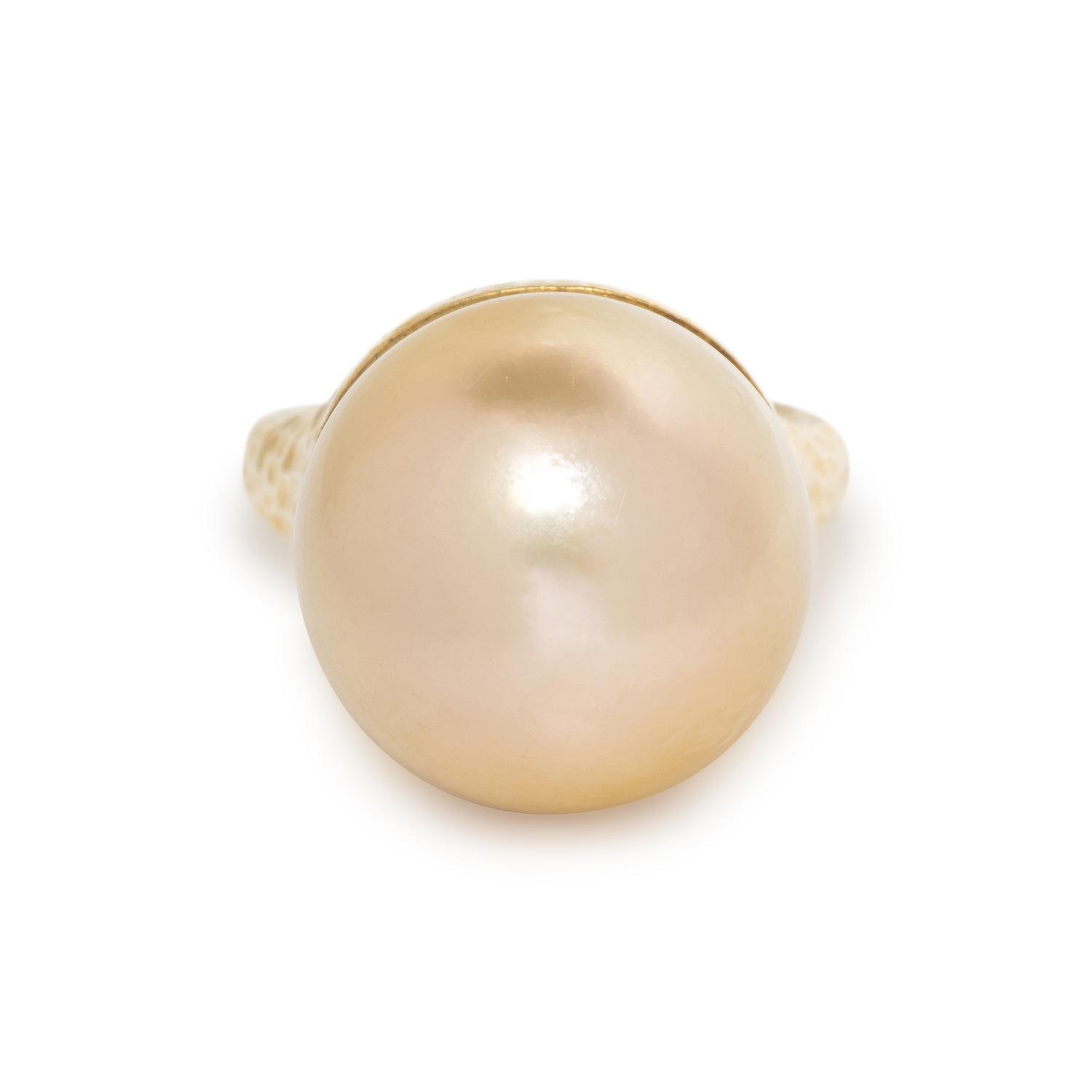 CULTURED GOLDEN SOUTH SEA PEARL RING