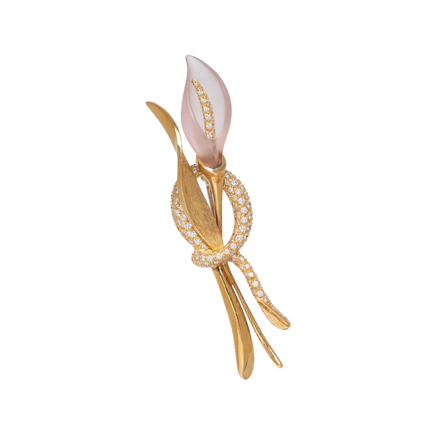 HENRY DUNAY, CARVED ROSE QUARTZ AND DIAMOND CALLA LILY BROOCH
