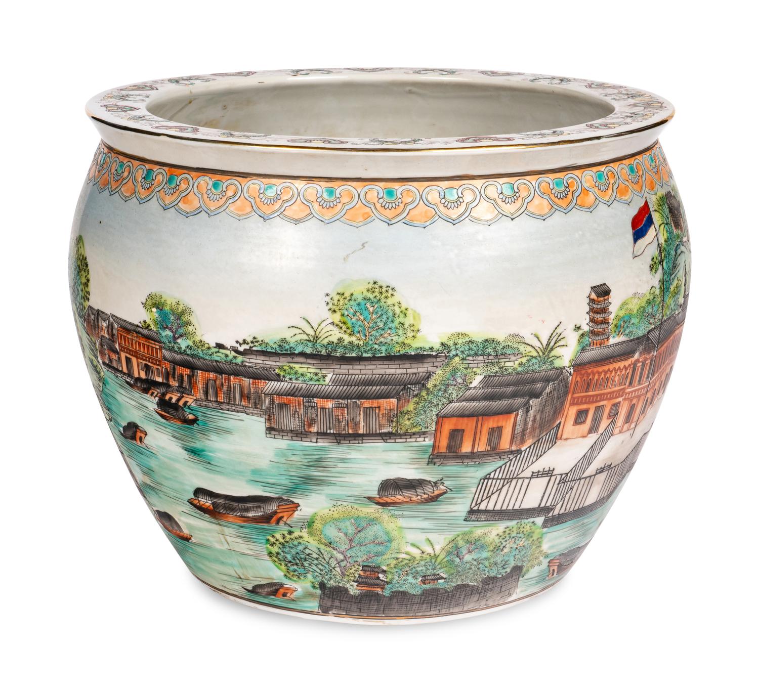 A Chinese Export Porcelain Jardinière