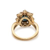 SAPPHIRE AND DIAMOND RING