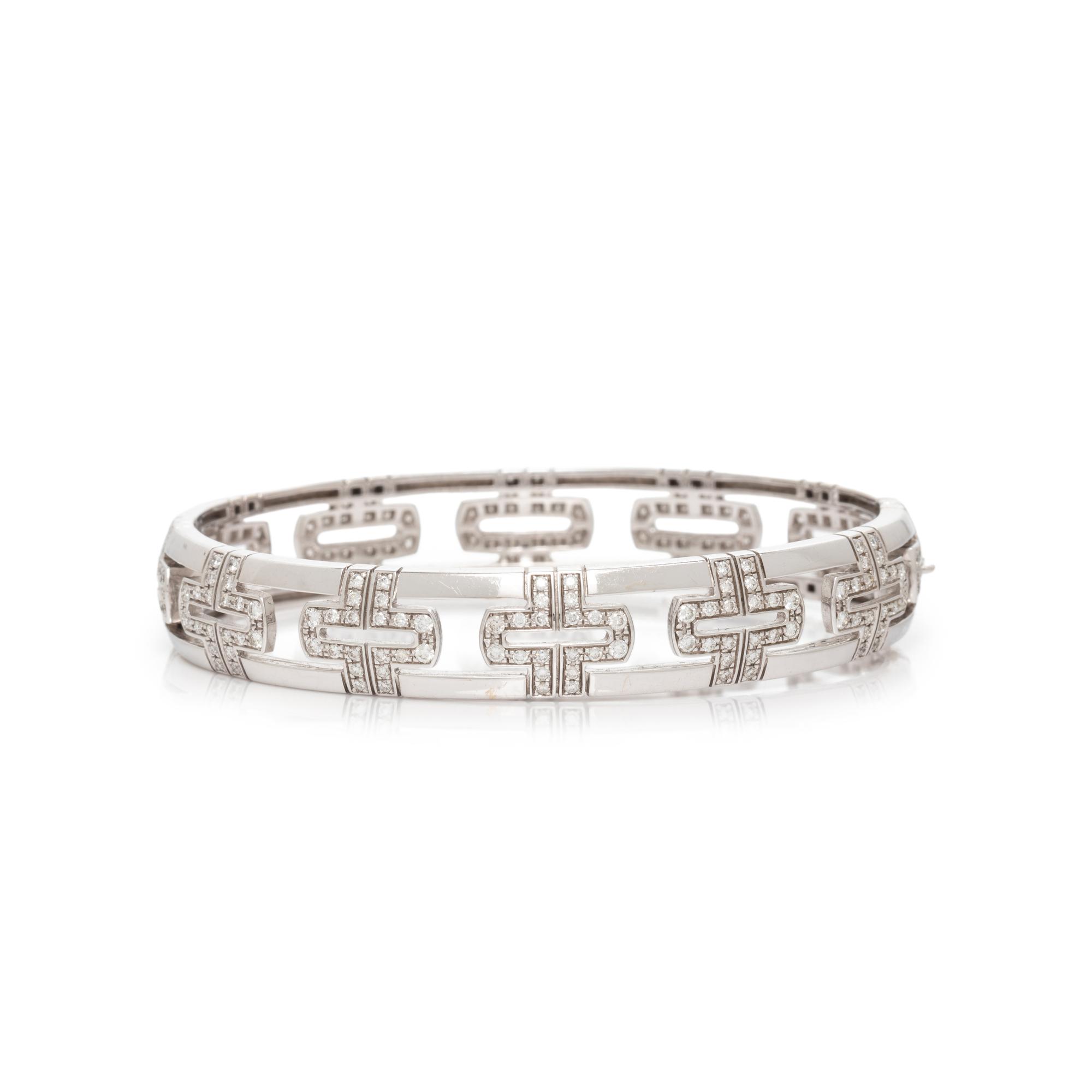 BULGARI, WHITE GOLD AND DIAMOND 'PARENTESI' BANGLE BRACELET