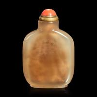 A Chinese carved shadow agate snuff bottle