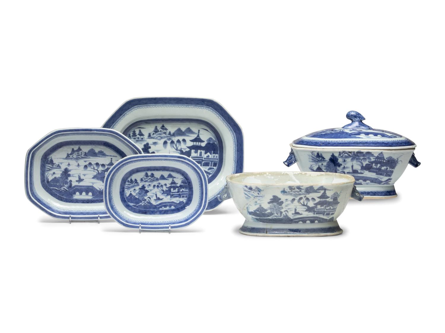Five Chinese Export Blue Canton Porcelain Articles