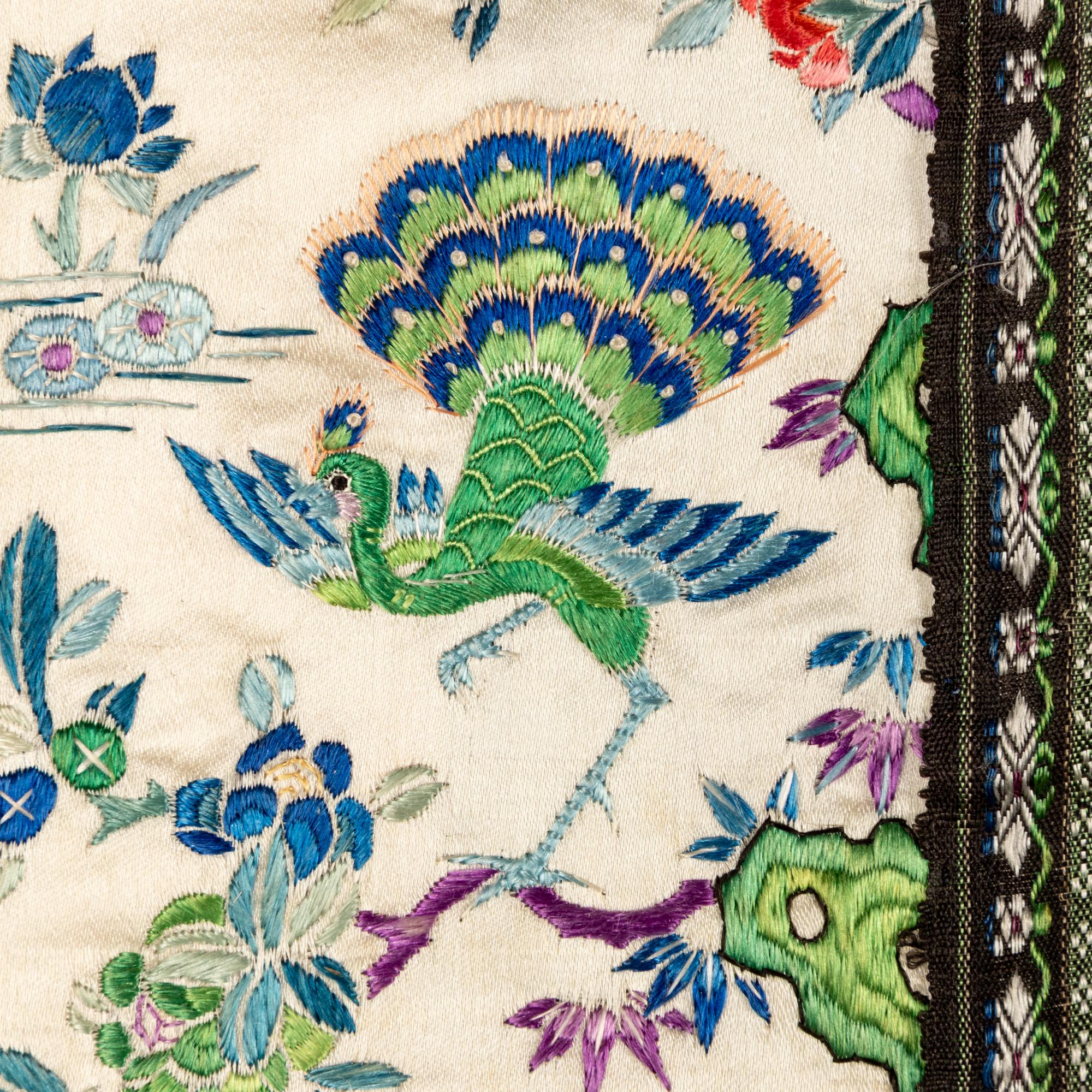 A Chinese Yellow Ground Embroidered Silk Lady's Jacket, 19th Century 清中期 黃地團花紋女大襟