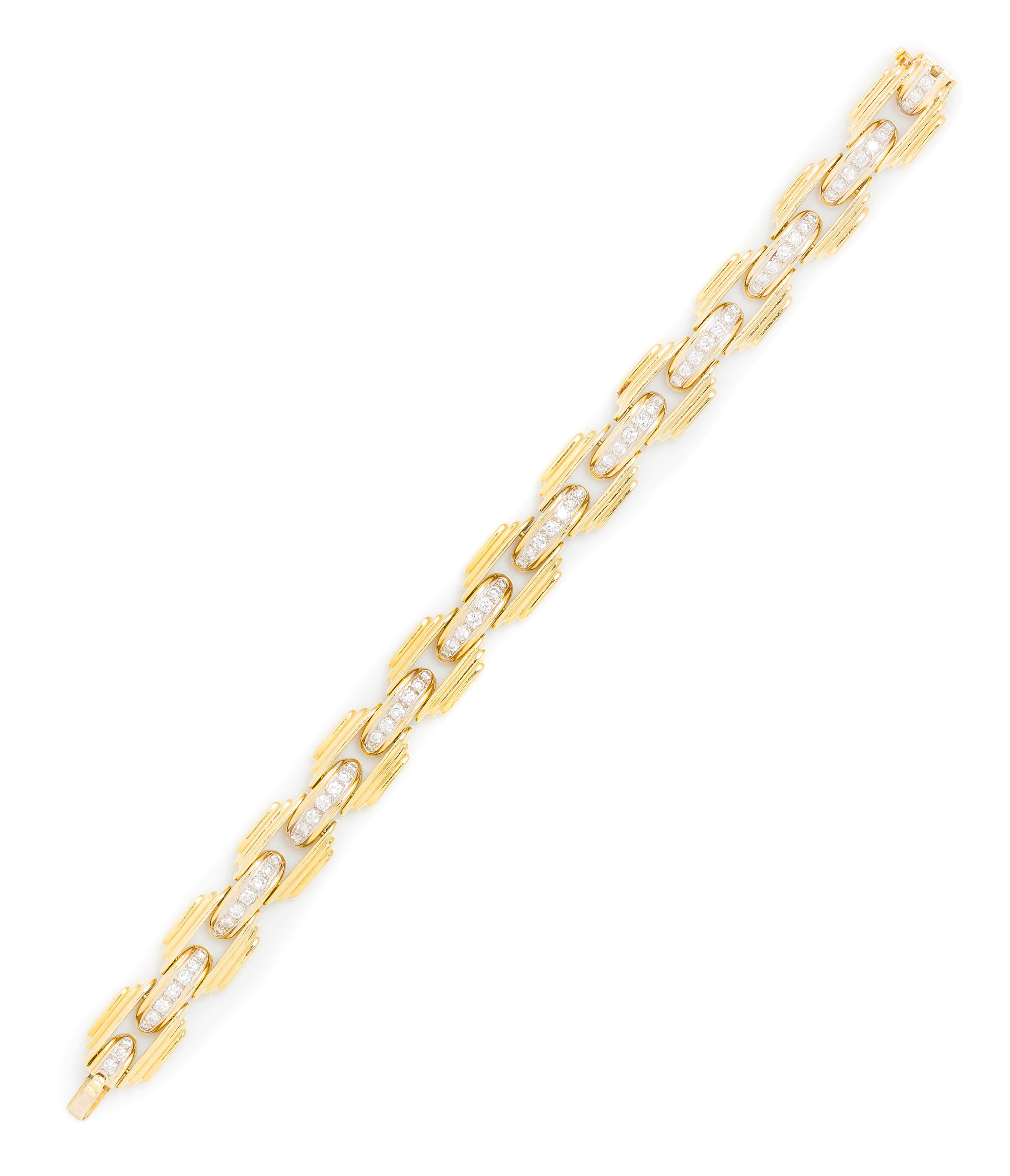 An 18 Karat Yellow Gold and Diamond Bracelet, 32.40 dwts.