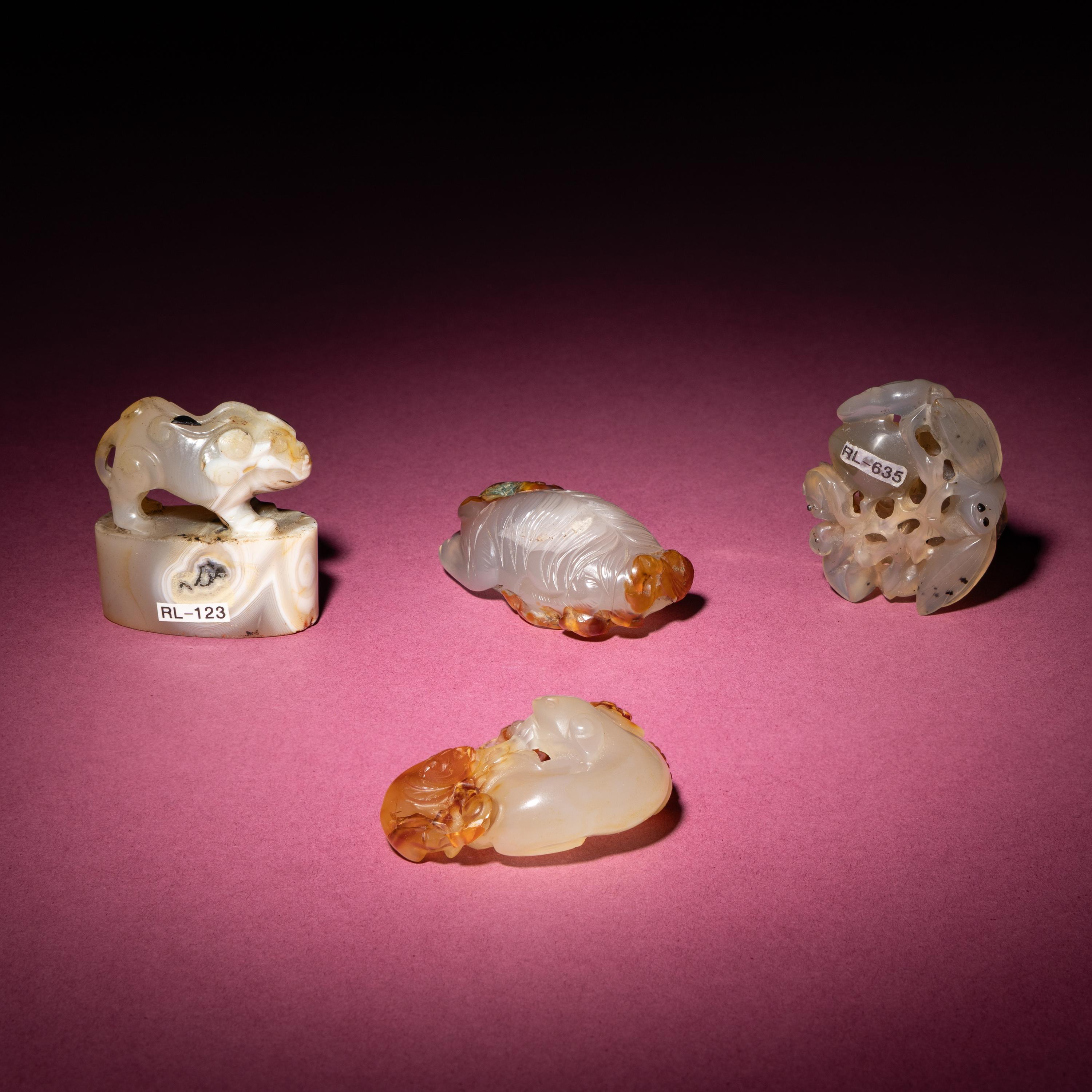 Four Chinese Agate Carvings, Qing Dynasty — 清 瑪瑙把件、印章一組四件