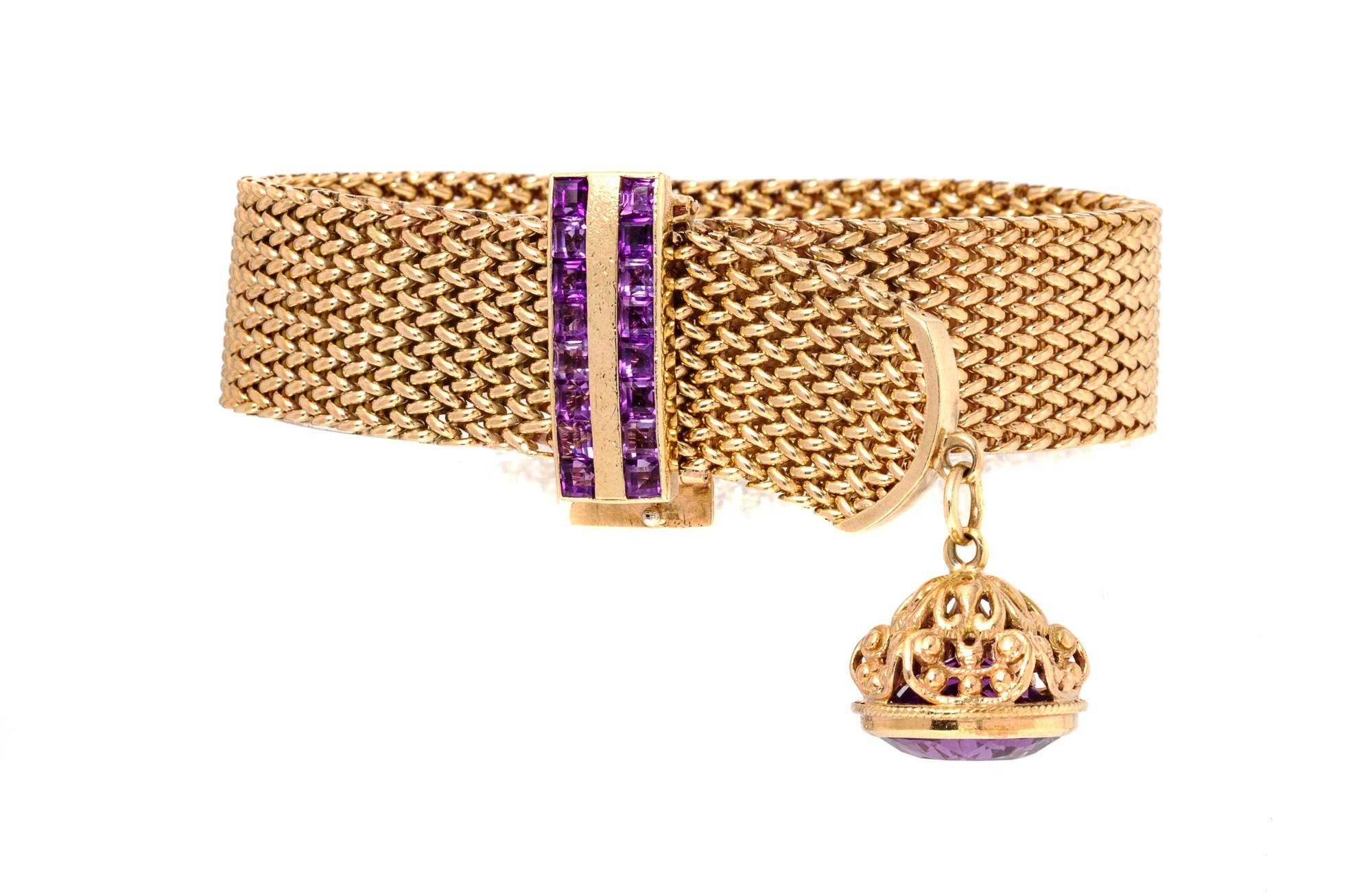 A 9 Karat Yellow Gold and Amethyst Bracelet, British,