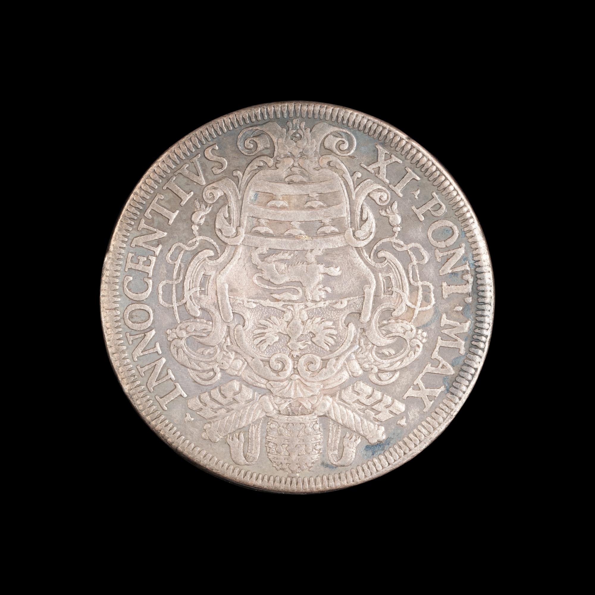 [PAPAL STATES] Pope Innocent XI 1680 Silver Scudo