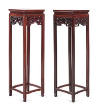 A Pair of Chinese Hongmu Side Stands