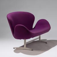 Swan settee, model 3321 for Fritz Hansen