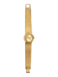 A 14 Karat Yellow Gold Wristwatch, Baume & Mercier,