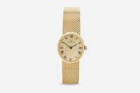 An 18K Yellow Gold Ladies Universal Geneve Watch