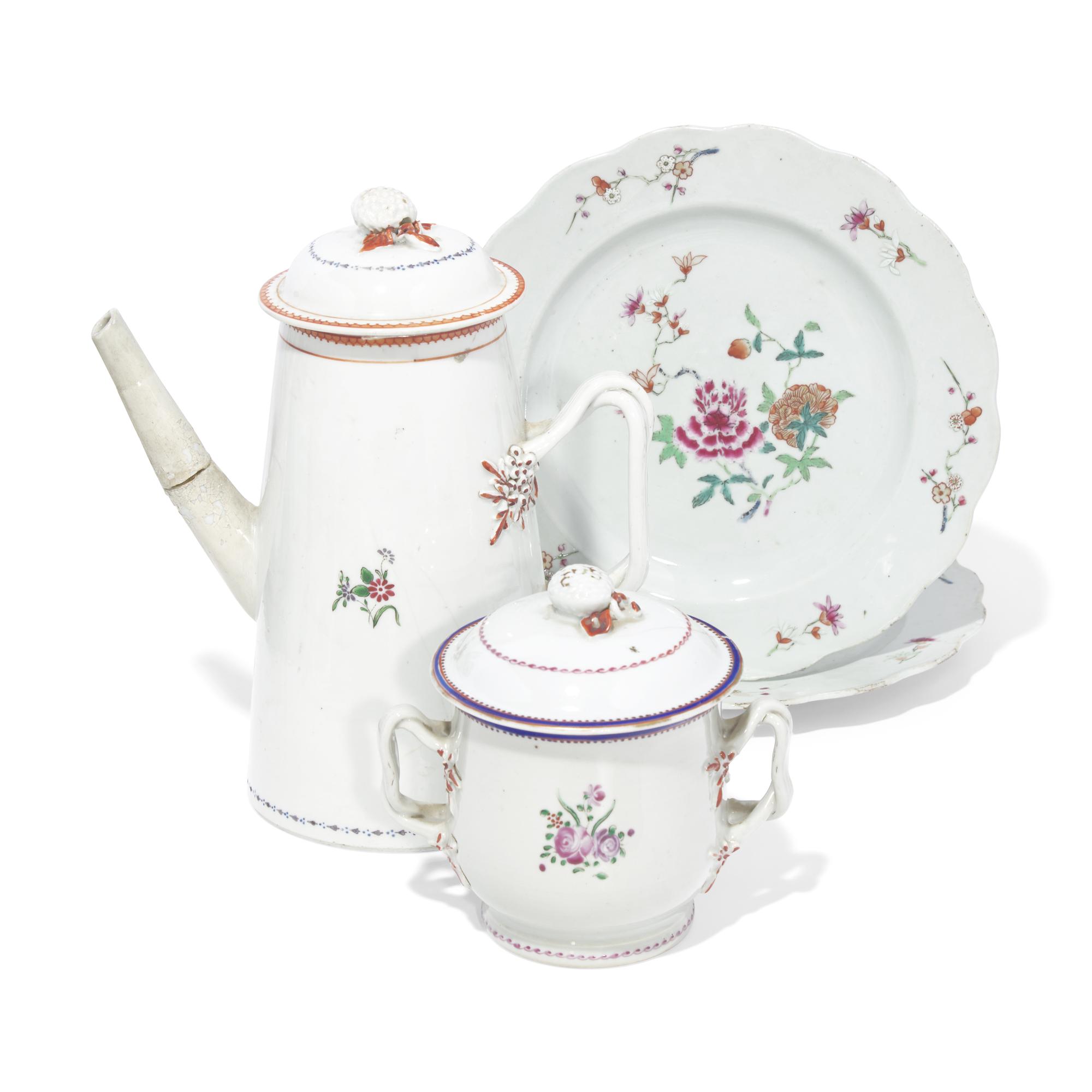 An Assembled Group of Chinese Export Porcelain Tea and Tablewares