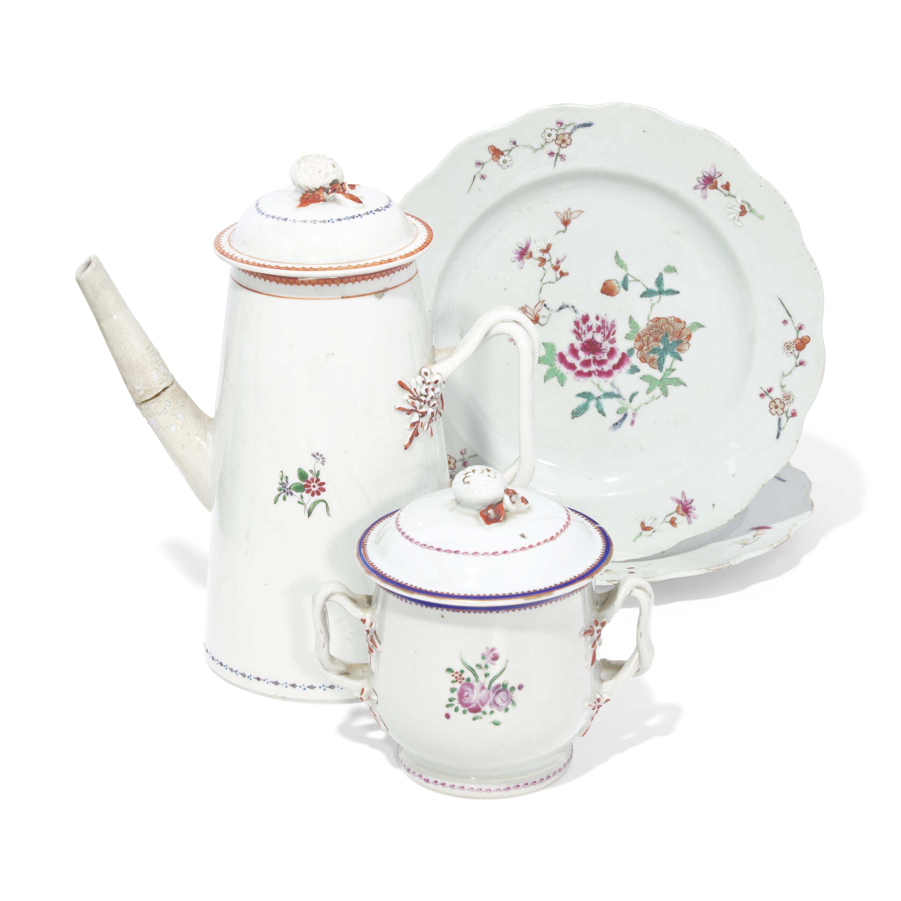 An Assembled Group of Chinese Export Porcelain Tea and Tablewares