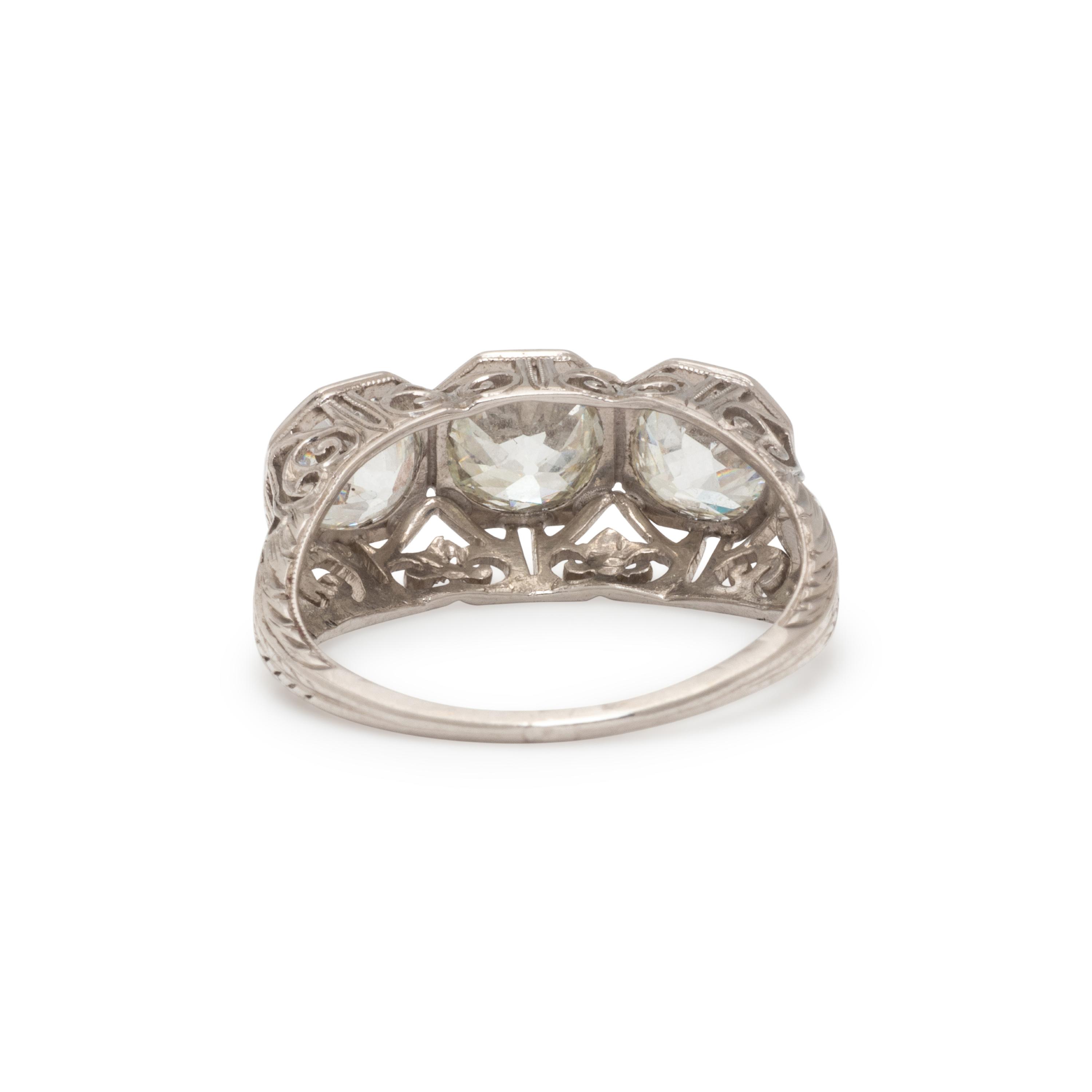 THREE STONE DIAMOND RING