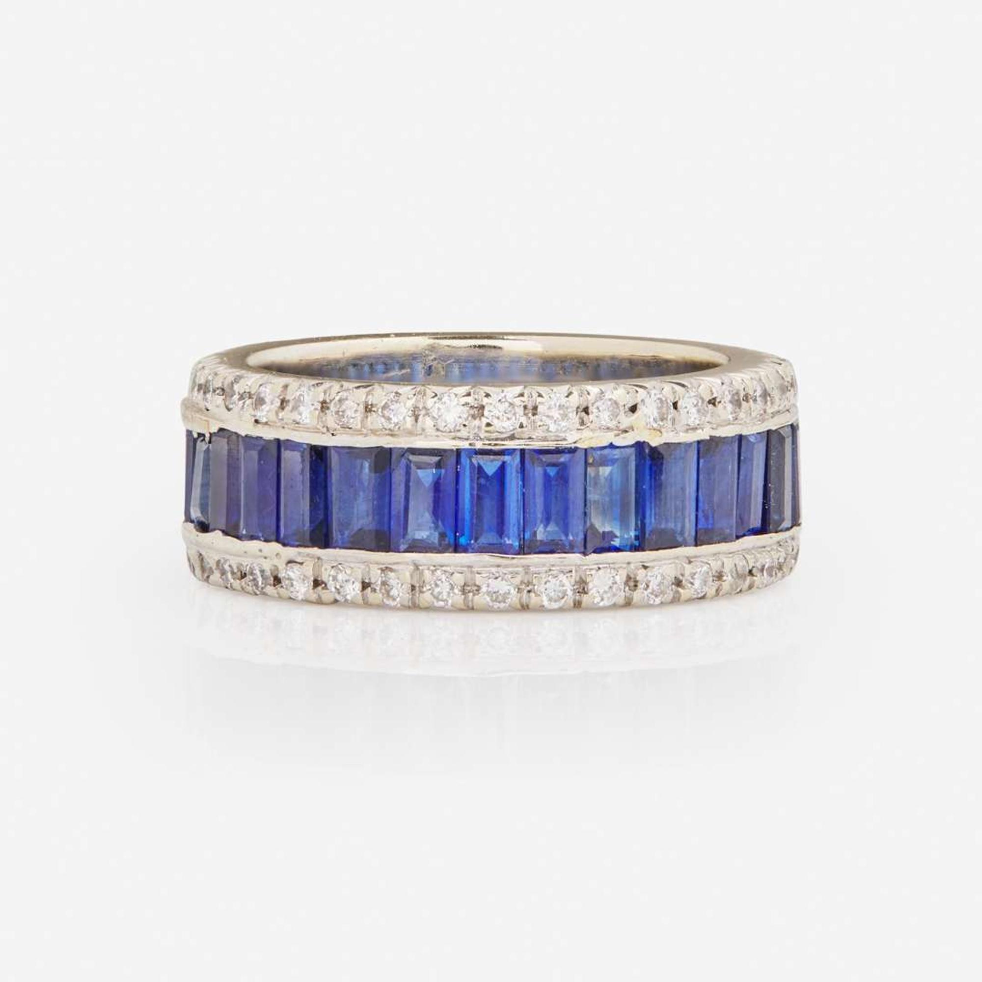 An 18K White Gold, Sapphire, and Diamond Favero Ring