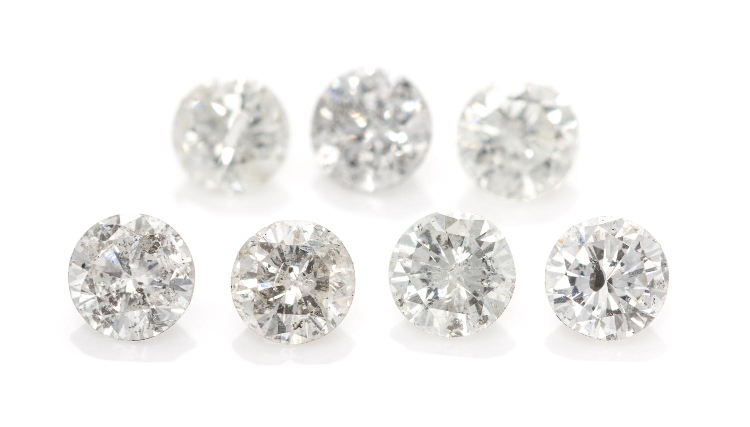A Collection of Loose Diamond Melee,