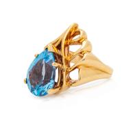 A 14 Karat Yellow Gold Blue Topaz Ring,