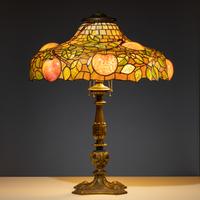 Apple table lamp